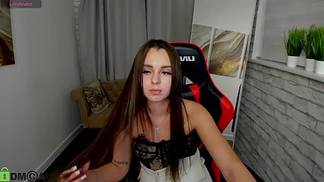 Angele Rowe online show from June 2026 02:33:01 PM