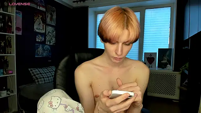 Snapshot of sweet_peach___ chatting on June 2026 06:31:01 PM sweet peach online show from June 2026 06:31:01 PM
