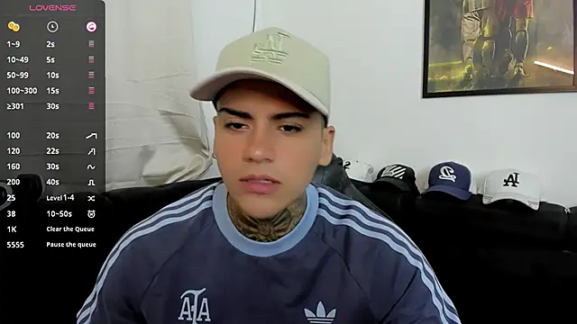 sweetlatinoboy online show from March 2026 10:30:02 AM