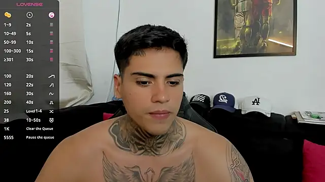 sweetlatinoboy online show from March 2026 07:52:01 PM