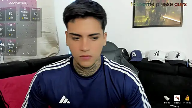 sweetlatinoboy online show from April 2026 09:15:02 PM