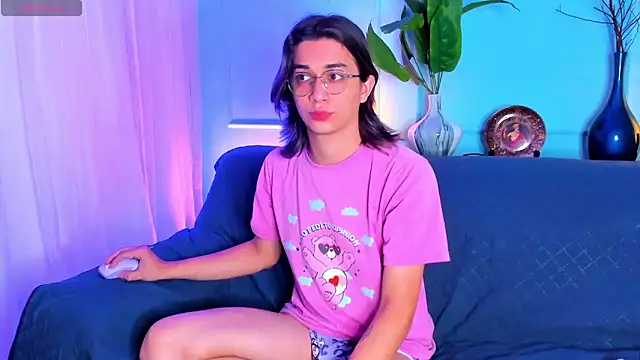 Keita Moon online show from April 2026 11:46:02 AM