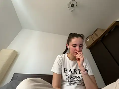 starlight mo online show from March 2026 01:44:01 PM