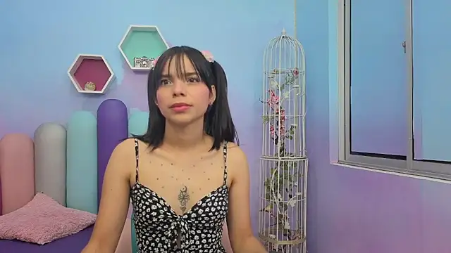 Isaa Skinny online show from March 2026 03:54:02 AM