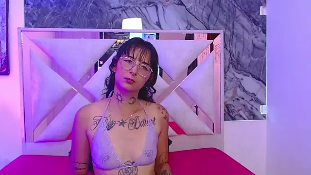 sophiesmithcs online show from March 2026 09:37:01 PM