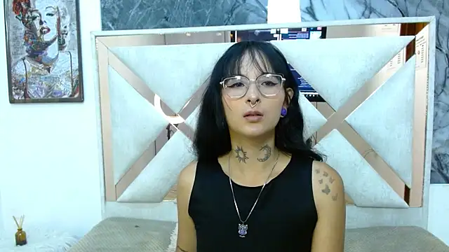 sophiesmithcs online show from April 2026 08:03:02 PM