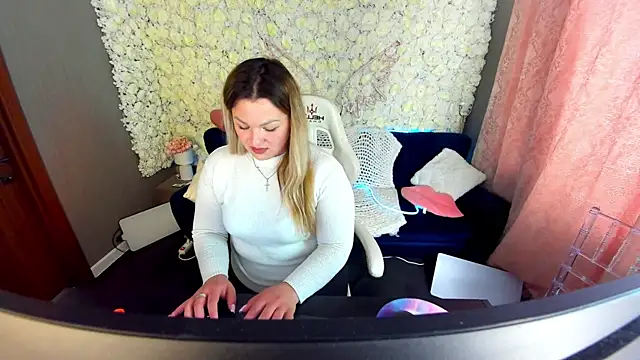 AlissyaGrayy online show from April 2026 12:53:02 PM