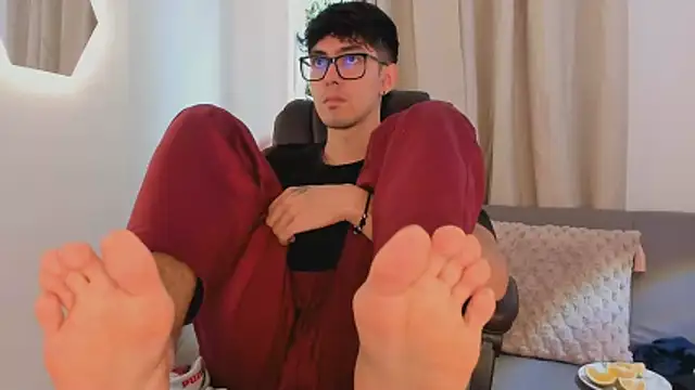 etham wolf1 online show from April 2026 04:52:02 PM