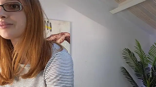 JanuaryElwell online show from March 2026 07:56:01 AM