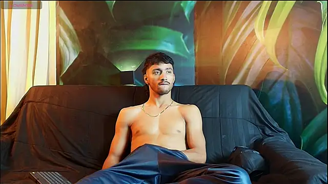 alexis stonne online show from April 2026 07:58:01 PM