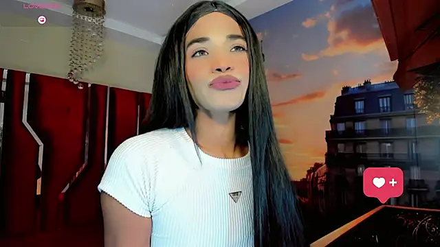 Paola Delfino online show from May 2026 10:41:02 PM