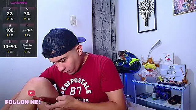 Max Parkerr online show from May 2026 01:29:01 PM