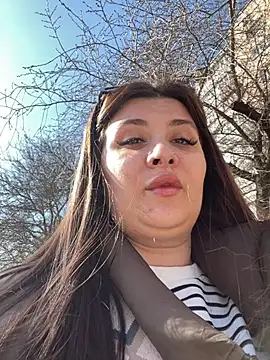 Taya lips online show from March 2026 07:14:01 AM