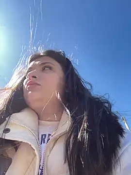 Taya lips online show from April 2026 10:01:02 AM