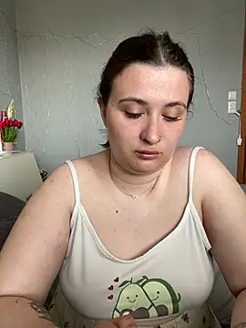 Taya lips online show from April 2026 07:58:02 AM