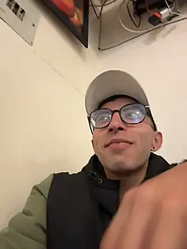 LeonBlazze online show from March 2026 11:53:01 PM