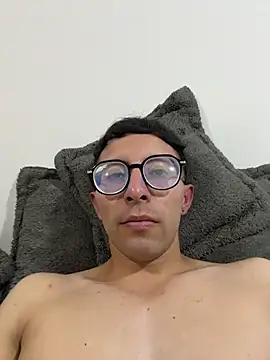 LeonBlazze online show from April 2026 03:56:01 AM