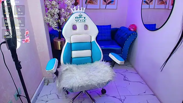 Kitty  meow online show from April 2026 12:37:01 PM