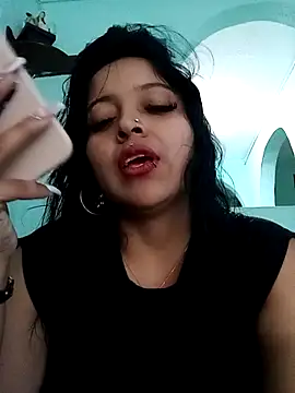 Sarah-917 online show from April 2026 05:27:01 PM