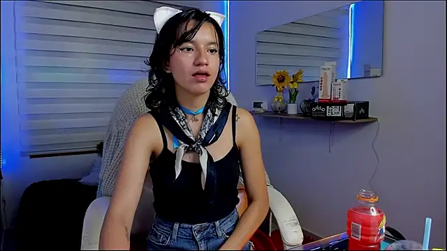 Clawdeen Hot online show from April 2026 07:45:01 AM