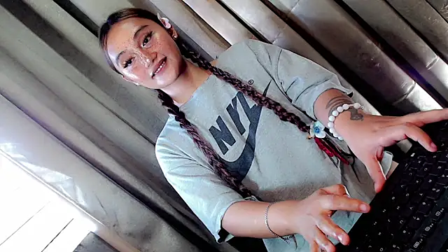 Jessicasfantasy online show from March 2026 08:26:33 AM