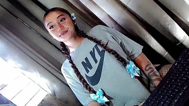 Jessicasfantasy online show from April 2026 11:48:01 PM