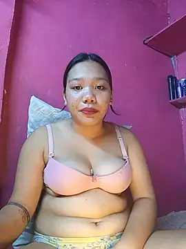 Snapshot of Sweet_Disteen chatting on August 2026 05:18:01 AM Sweet Disteen online show from August 2026 05:18:01 AM