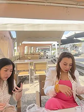 LuckyGirl-11 online show from April 2026 07:11:01 AM