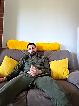 AmicisegretiITA online show from April 2026 11:13:01 AM