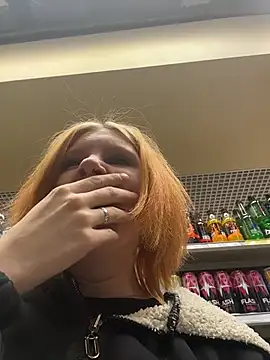 NinaParri online show from April 2026 03:09:02 AM