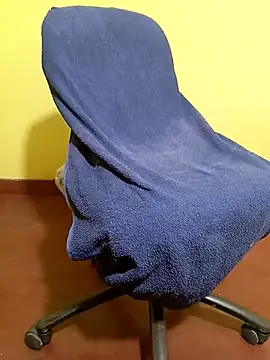 Chocolatebaby2005 online show from April 2026 05:07:01 PM