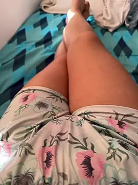 rafaella stefano online show from April 2026 12:42:01 PM