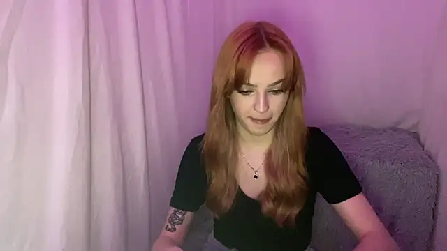 EvaKapnist online show from April 2026 08:57:02 PM