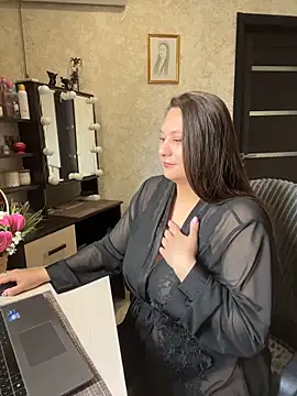 AgathaMyers online show from April 2026 07:02:01 AM