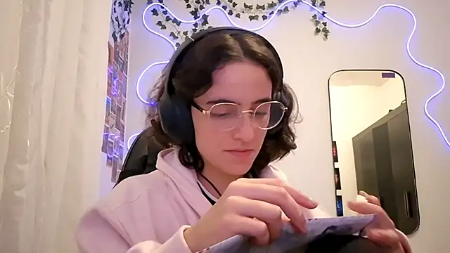 SanjuanaEytchison online show from April 2026 10:11:01 AM