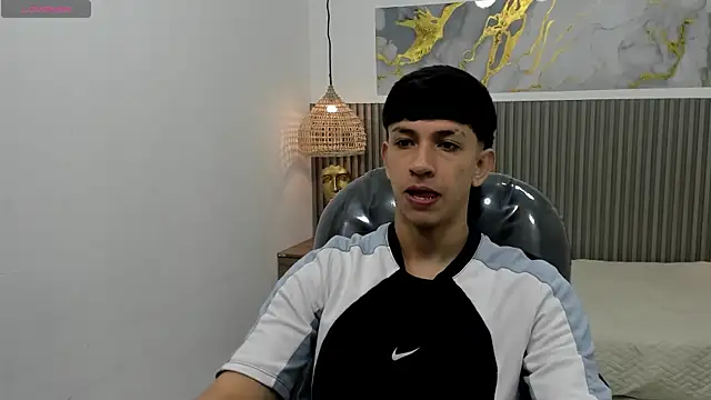 AdrianFranko online show from April 2026 01:45:02 PM