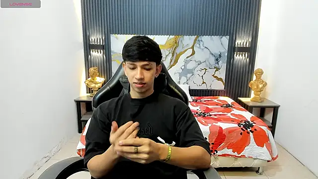 AdrianFranko online show from May 2026 01:30:02 PM
