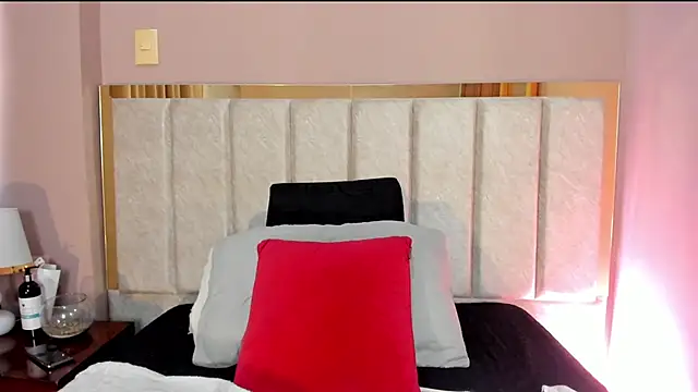 CloeRosell online show from April 2026 07:58:01 PM