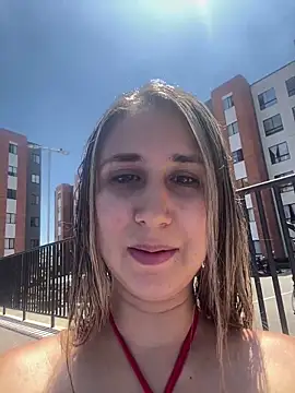 VictoriaWhitmore online show from April 2026 03:43:01 PM