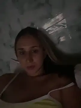 VictoriaWhitmore online show from April 2026 03:59:02 AM