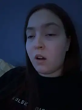 charmingggirl online show from April 2026 01:23:02 AM