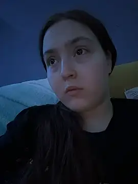 charmingggirl online show from April 2026 09:50:02 PM