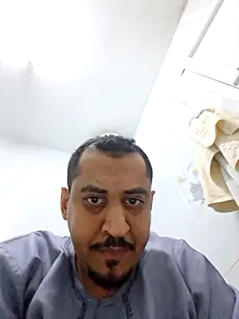 Layzie86 online show from April 2026 07:07:02 PM