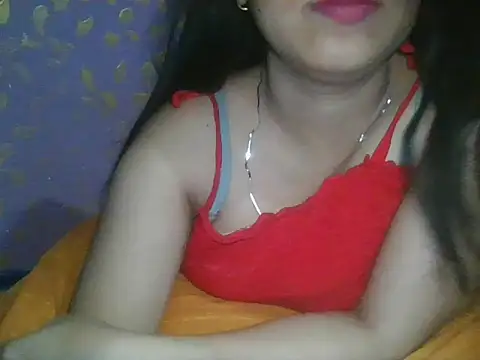 Snapshot of Qween_Seelu chatting on June 2026 02:01:02 AM Qween Seelu online show from June 2026 02:01:02 AM