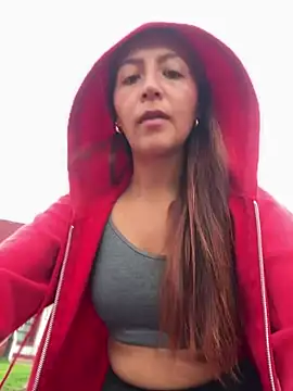 Queen Scatlett online show from April 2026 12:37:01 PM