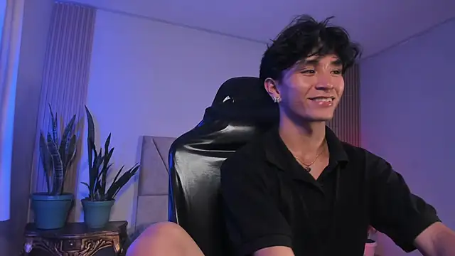 cococumps online show from March 2026 08:21:02 PM