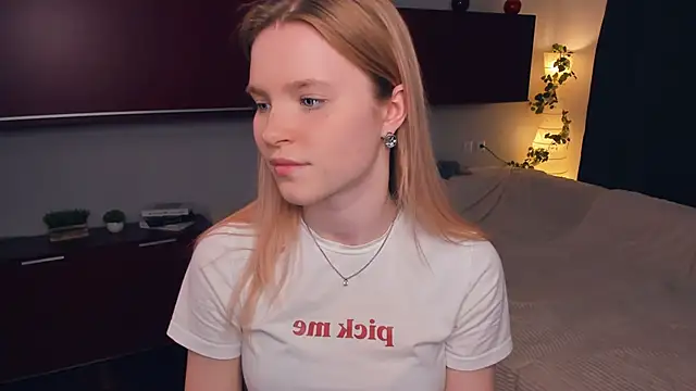 DelmaLasky online show from April 2026 01:41:01 PM