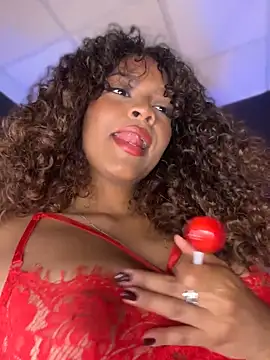 CurlyOopsieXXX online show from April 2026 09:32:01 PM