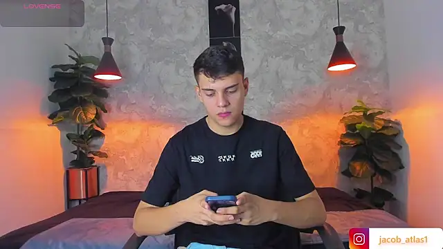 ian jacob online show from April 2026 07:40:02 PM