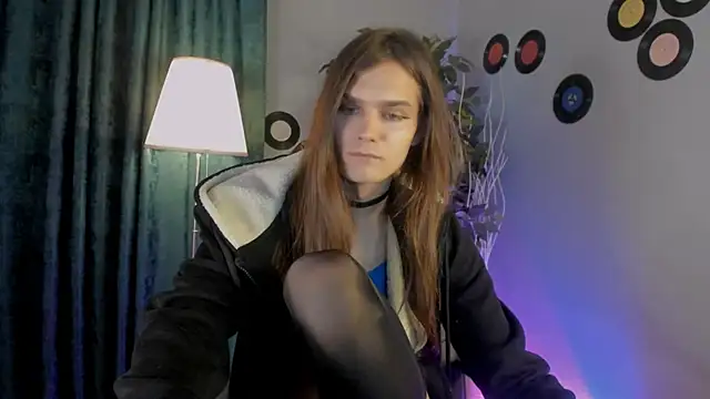 WillFobos online show from April 2026 10:04:02 PM